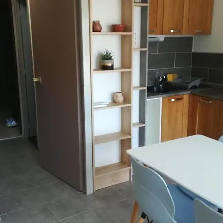 Beau Avec Balcon, Vue Piscine, Parking Prive, Climatisation, Solarium, Laverie 公寓 *
