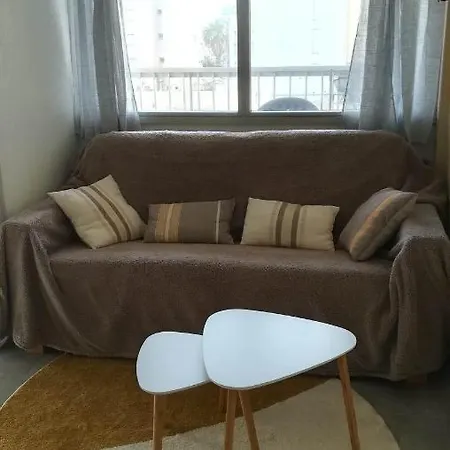 Beau Avec Balcon, Vue Piscine, Parking Prive, Climatisation, Solarium, Laverie Apartment