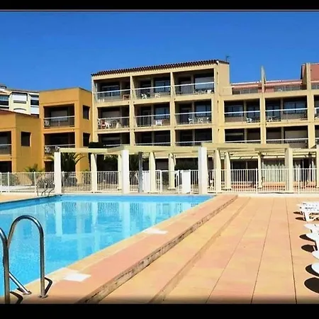 Apartment Beau Avec Balcon, Vue Piscine, Parking Prive, Climatisation, Solarium, Laverie Agde